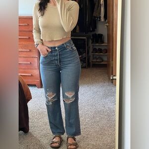 Levi’s rib cage straight ankle jeans